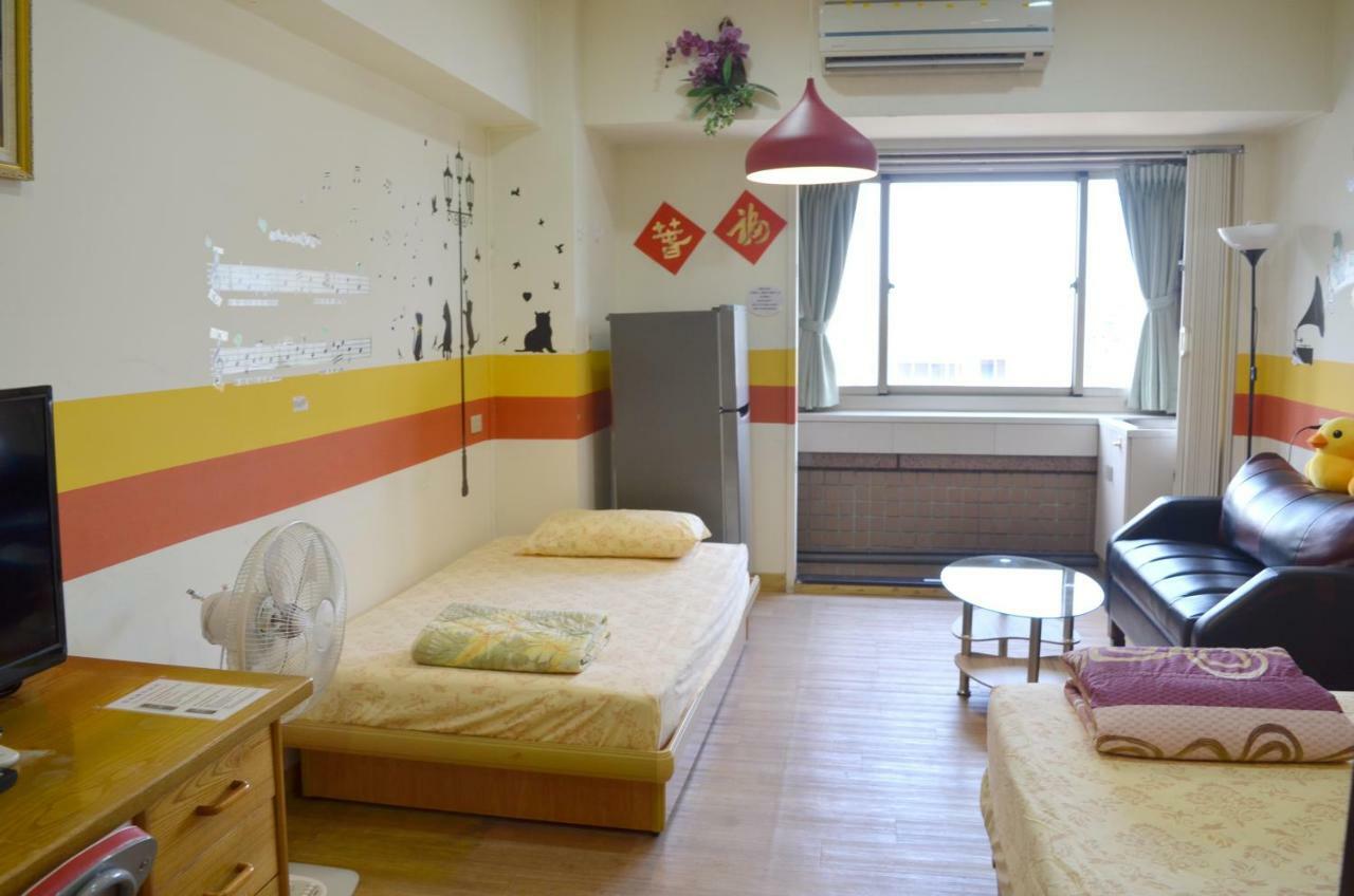 Holo Hostel Taipei Bagian luar foto